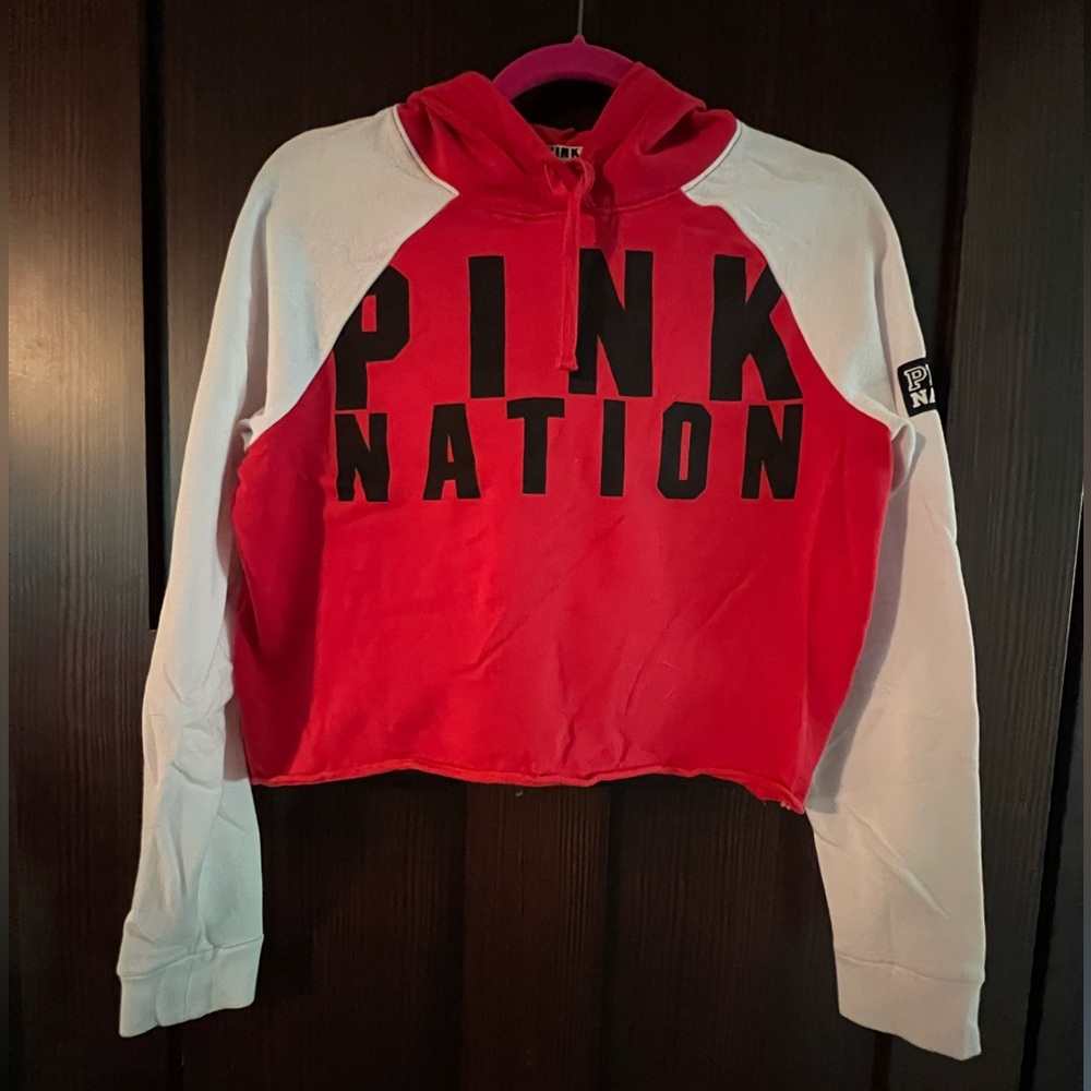 PINK Victoria’s Secret Red and White Cropped Hoodie Size XS